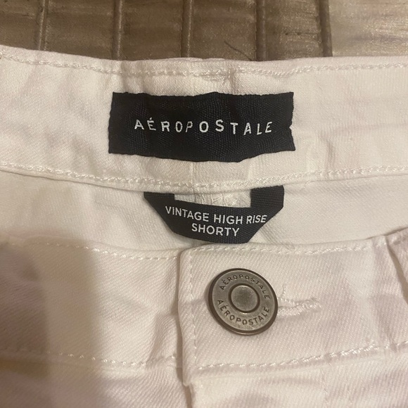 New-Aeropostale Vintage High Rise White Shorty Distressed Shorts - Picture 6 of 8